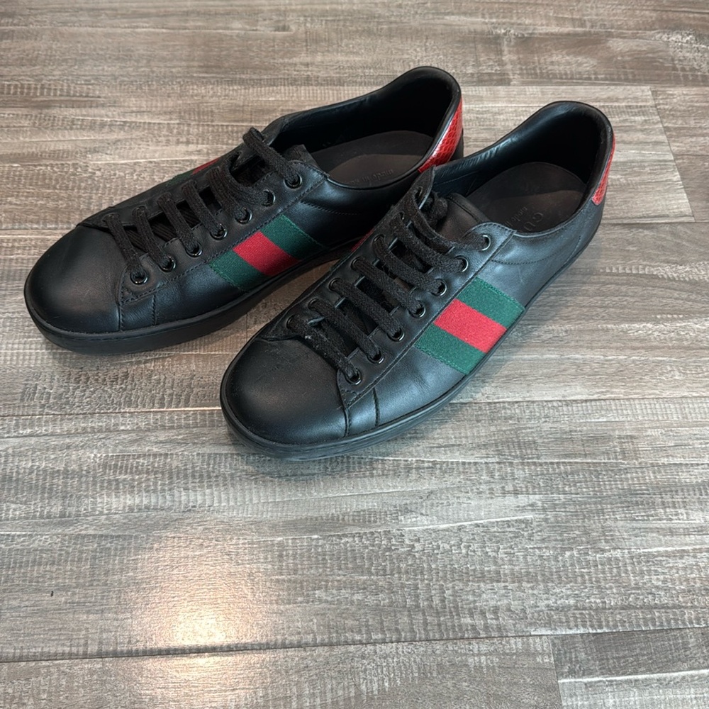 Gucci sneakers